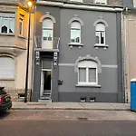 Executive Single Room With En-Suite In Guest House City Centre