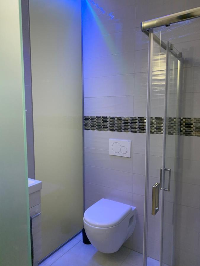 Executive Single With En-suite In Centre Luxemburg