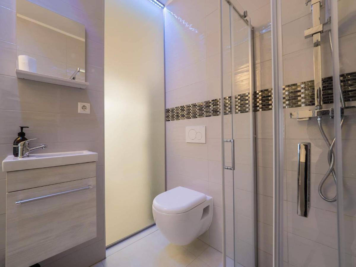 Executive Single With En-suite In Centre Gasthuis